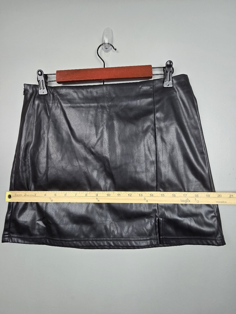 Faux Leather Solid Split Mini Skirt Slit Black Womens Size L Edgy Dark Academia - Picture 9 of 10